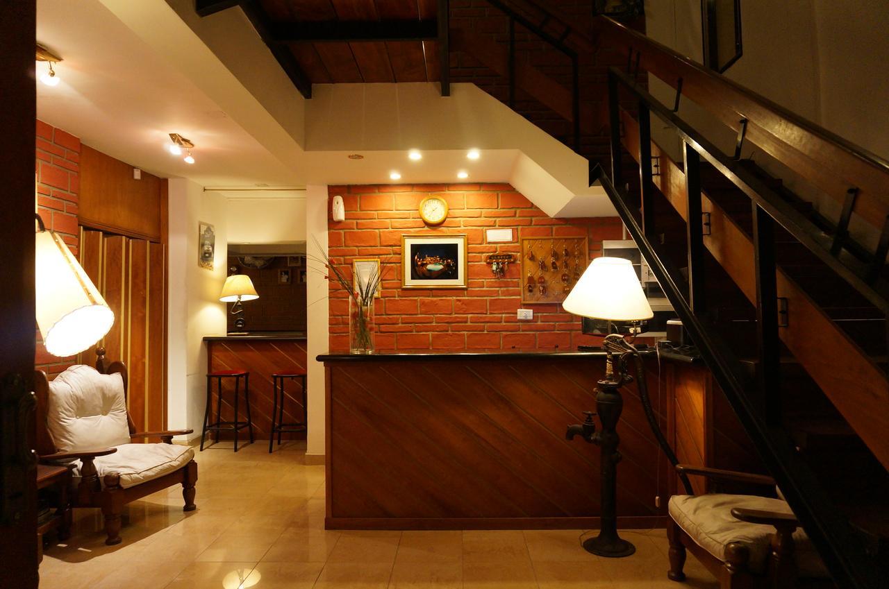 Hotel Carlos Paz วิญาการ์ลอสปาซ ภายนอก รูปภาพ