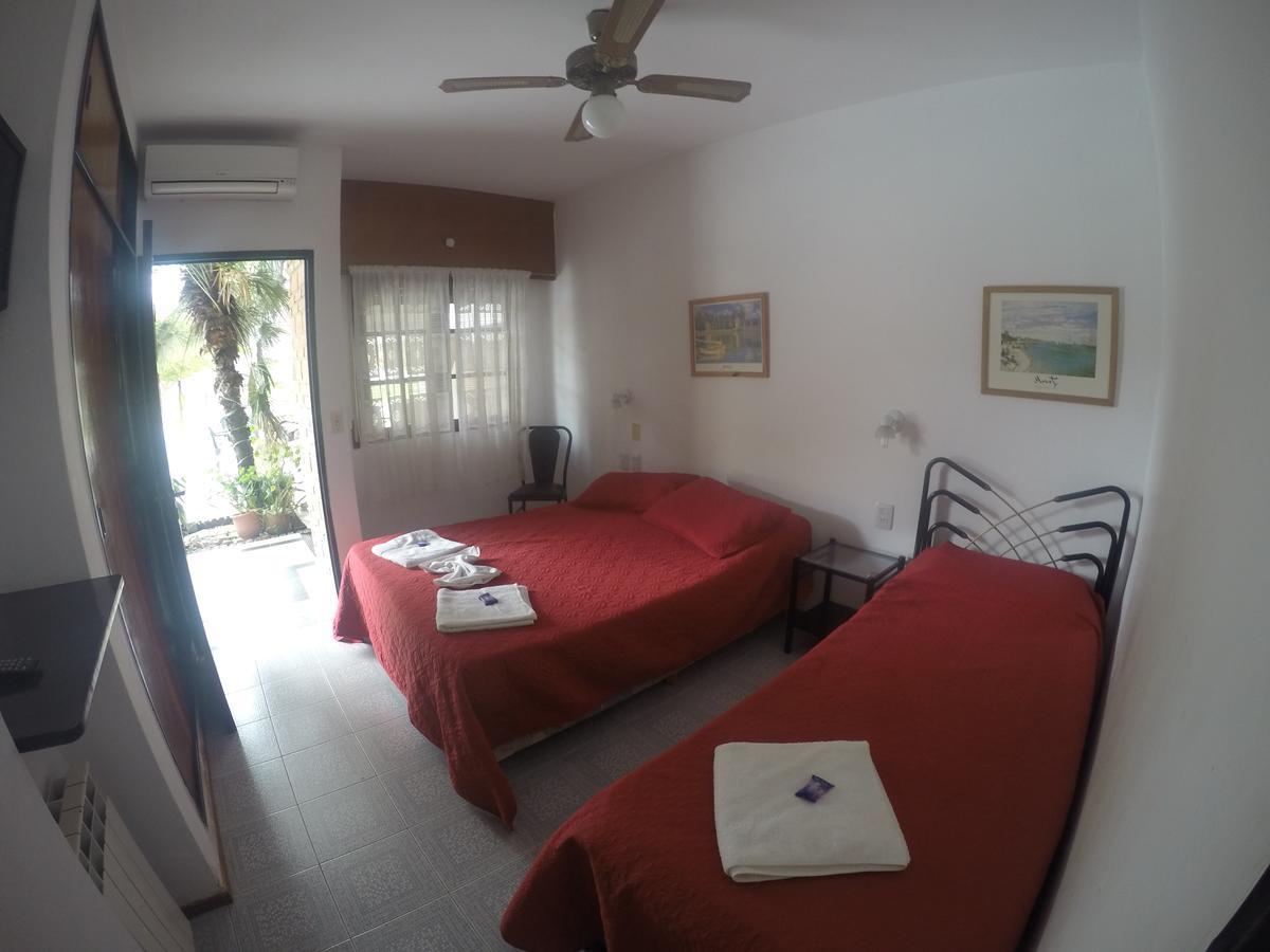 Hotel Carlos Paz วิญาการ์ลอสปาซ ภายนอก รูปภาพ